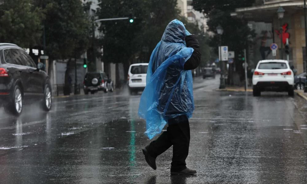 Καιρός – Meteo: Νέα κακοκαιρία με βροχές και χιόνια από το απόγευμα της Δευτέρας